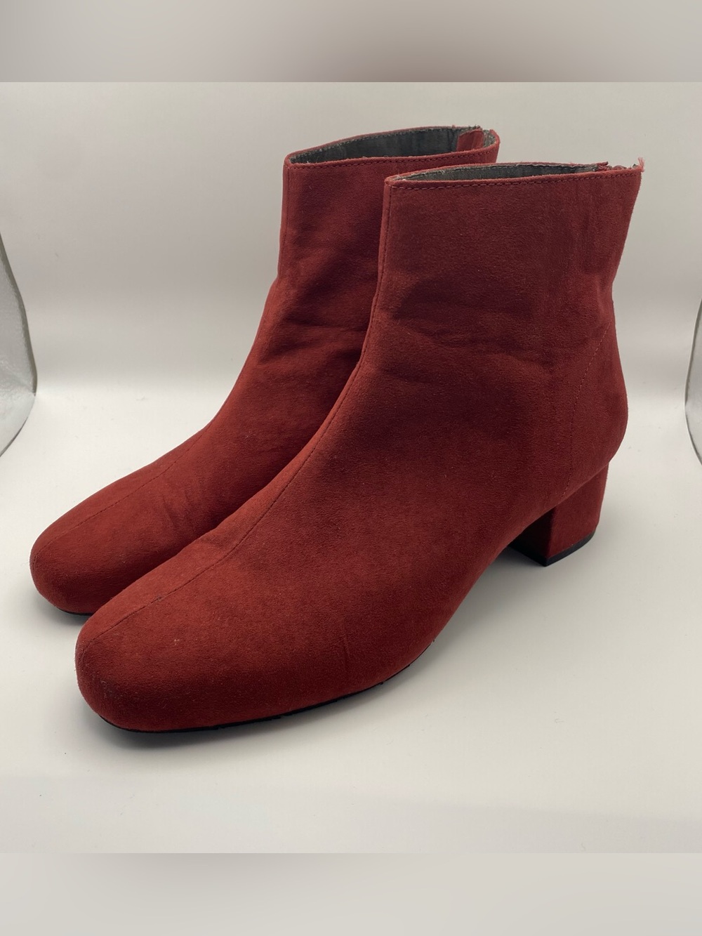 BC Mod gogo style low block heel ankle bootie rusty burnt red textile boot 8.5